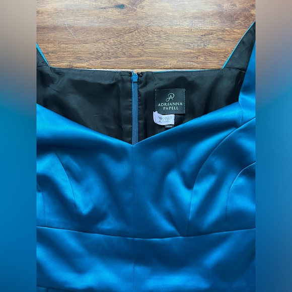 Adrianna Papell Women's Size 14 Blue Satin Sheath Midi Dress Cap Sleeve - Picture 4 of 9